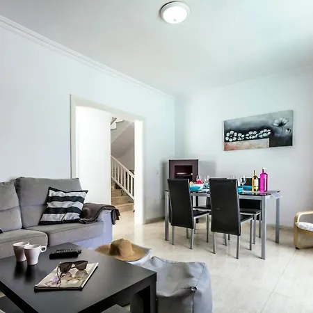 Oro By Villa Puerto del Carmen (Lanzarote)